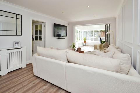 8 Fen Close, Bulphan, Upminster, RM14 3SA