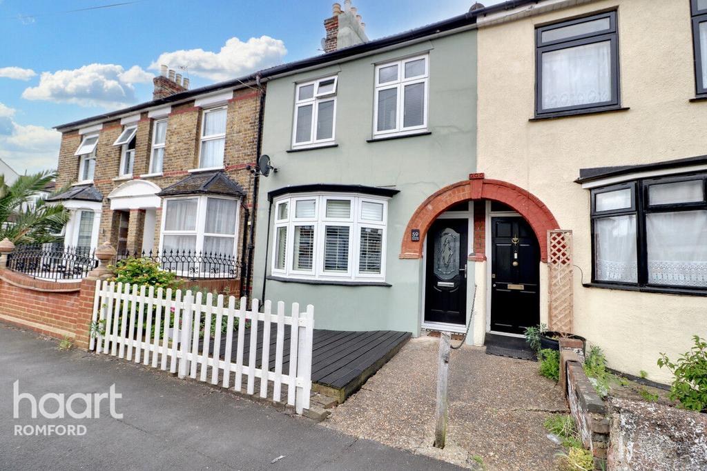 Cromer Road, Romford, RM7 9DT 4 bed terraced house for sale £500,000