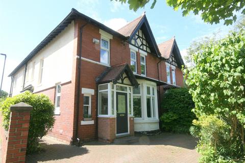 4 bedroom semi-detached house for sale, Grosvenor Drive, Whitley Bay, Tyne and  Wear, NE26