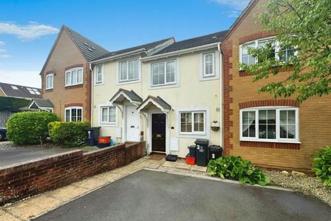 2 bedroom terraced house to rent, Hepworth Road, Swindon, SN25 4YL