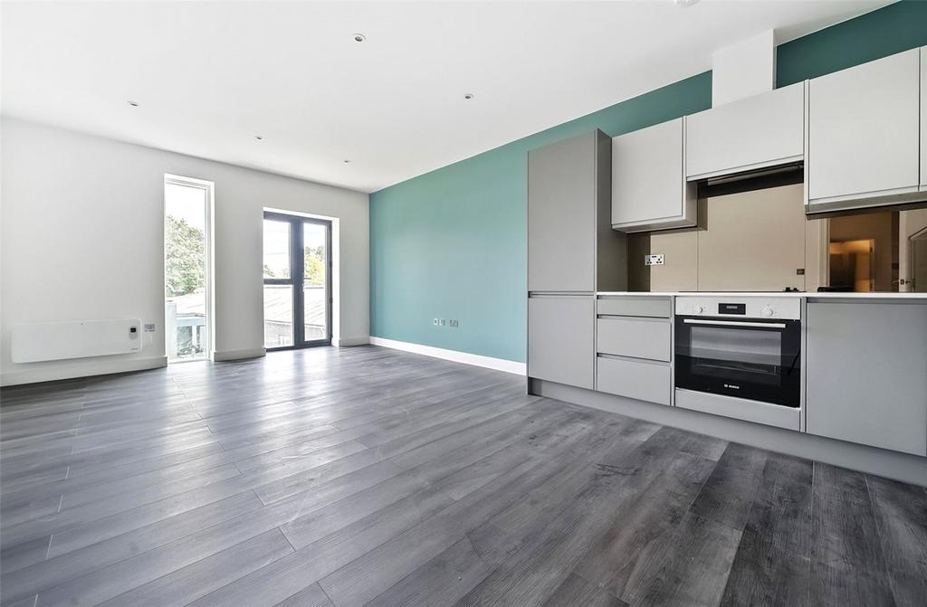 Living / Kitchen