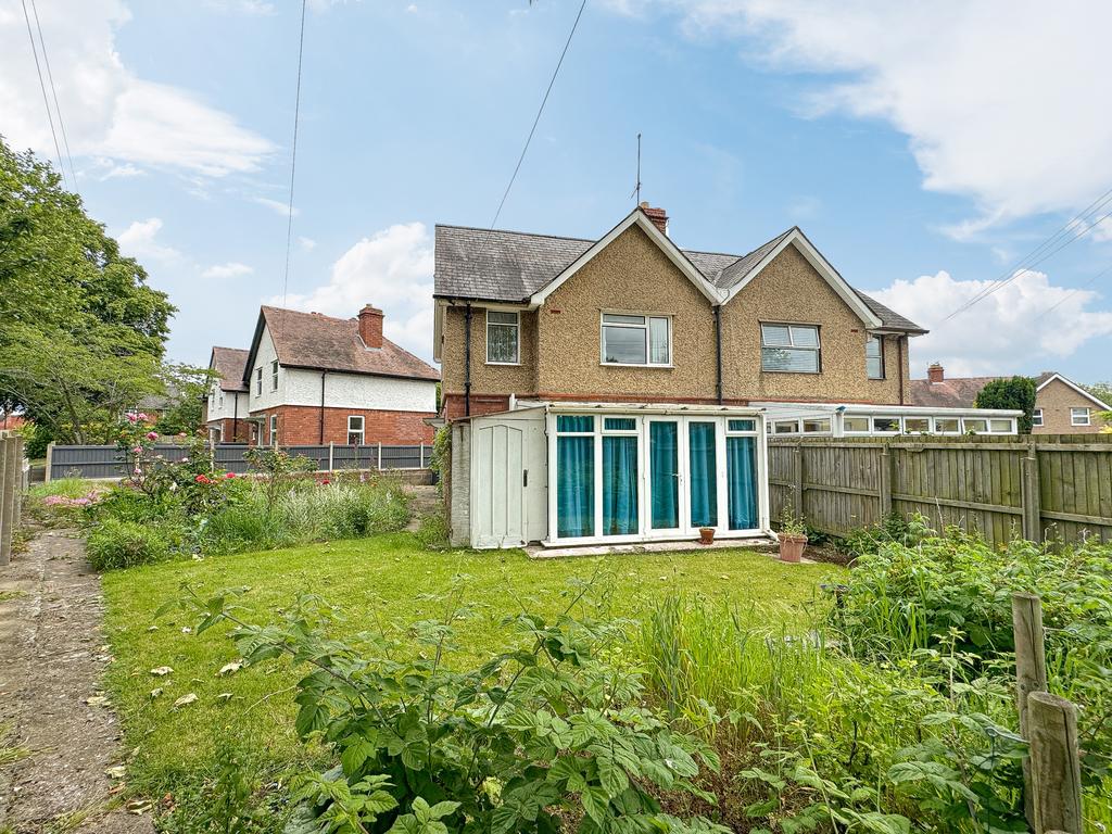 Breinton Avenue, Hereford, HR4 3 bed semidetached house for sale £