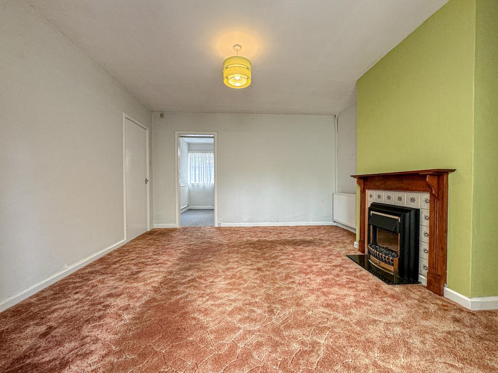 Living room (2)