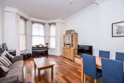 2 bedroom flat to rent, Campden Hill Gardens, Kensington, London, W8