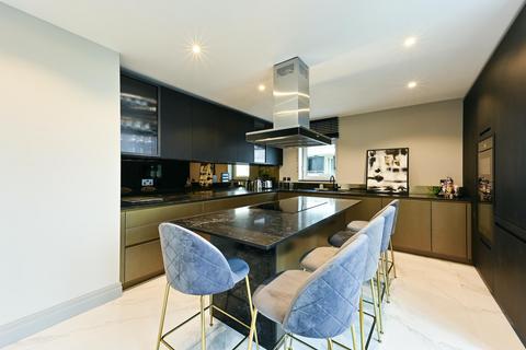 4 bedroom flat to rent, Waterside Tower, Imperial Wharf, SW6