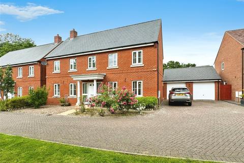 5 bedroom detached house for sale, Grazeley Road, Three Mile Cross, Reading, Berkshire, RG7