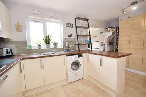 11 Briary Close, Wakefield, WF1 5TS