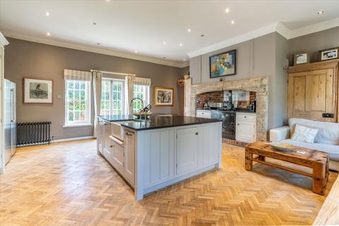 7 bedroom detached house for sale, The Causeway, Dunmow, Essex, CM6