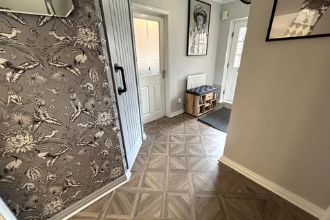 18 Arkle Drive, Chadderton, Oldham, OL9 0ND