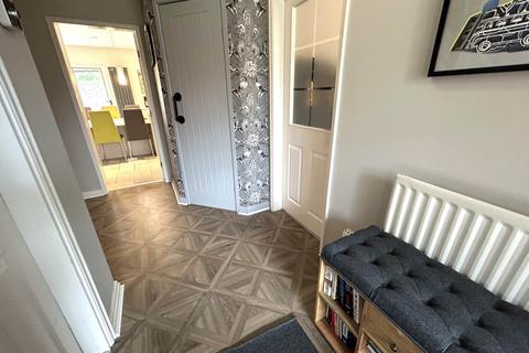 18 Arkle Drive, Chadderton, Oldham, OL9 0ND