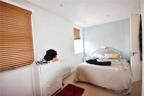 2 bedroom apartment for sale, Marine Parade West, Clacton-on-Sea, Essex