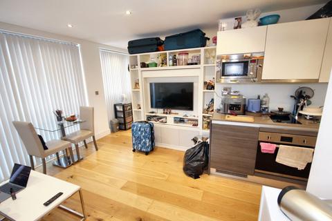 Studio for sale, Station Road, Trident House, UB3