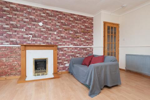 3 bedroom flat to rent, 2325L – Redhall Grove, Edinburgh, EH14 2DU
