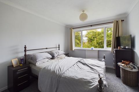 3 bedroom semi-detached house for sale, Borodin Close, Brighton Hill, Basingstoke, RG22
