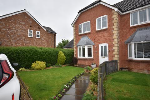 3 bedroom semi-detached house to rent, Shrubwood Close, Heckington, NG34