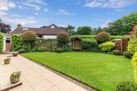 3 bedroom detached house for sale, Baring Crescent, Beaconsfield, Buckinghamshire, HP9