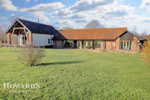 3 bedroom barn conversion for sale, Cargate Common, Tibenham