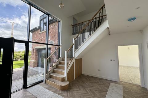 5 bedroom detached house for sale, Moorside Lane, Woodplumpton, PR4