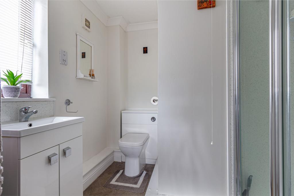 Ensuite-1