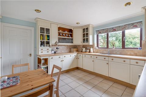 1 Harland Close, Bromsgrove, B61 8QR