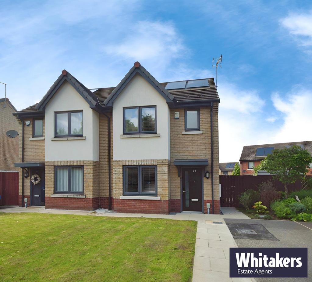 Bellfield Avenue, Hull, HU8 3 bed semidetached house to rent £895