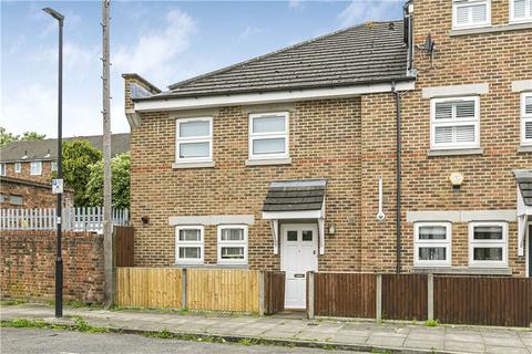 3 bedroom end of terrace house for sale, Craster Road, London, SW2