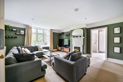 2 bedroom maisonette to rent, Keble Road, Maidenhead, SL6