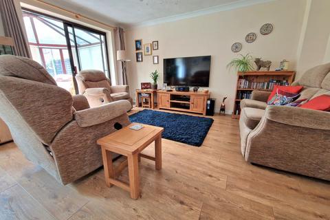 3 bedroom semi-detached house for sale, Stoppard Road, Burnham-On-Sea, Somerset, TA8