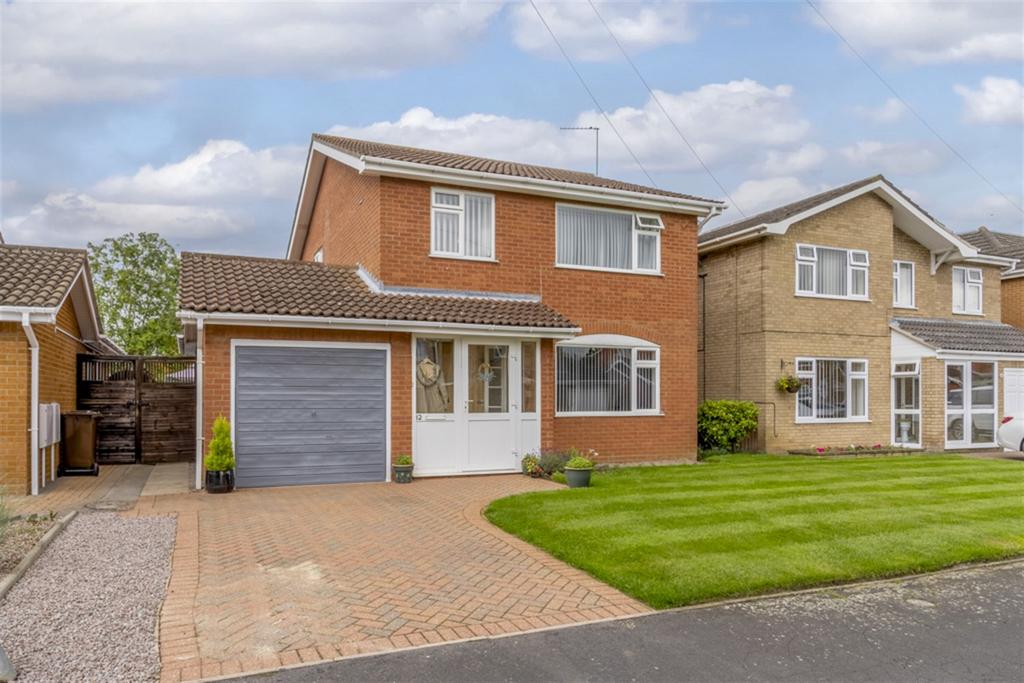 Quaker Lane, PE11 3 bed detached house for sale £299,950