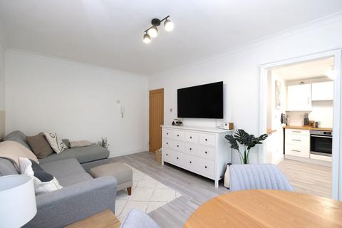 1 bedroom ground floor flat for sale, The Beeches, Sandwich Road, Ellesmere Park, M30