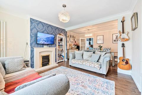 38 Greenfields Road, Reading, RG2 8SF