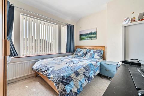 38 Greenfields Road, Reading, RG2 8SF