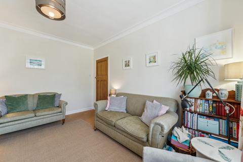 60 Kilpatrick Gardens, Clarkston, Glasgow, G76 7RH