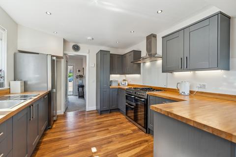 60 Kilpatrick Gardens, Clarkston, Glasgow, G76 7RH
