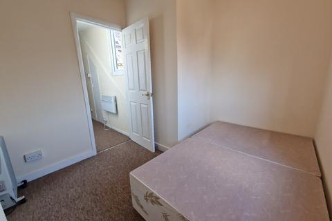 1 bedroom flat to rent, ONLINE ENQUIRIES ONLY! Burgess Road, Bassett