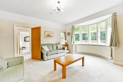4 bedroom detached house for sale, Elm Grove, Maidenhead, Berkshire, SL6