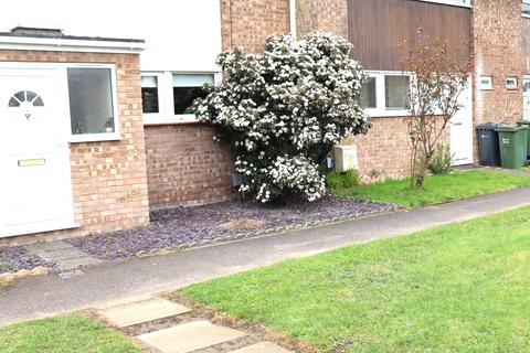 3 bedroom terraced house to rent, Spring Court, Guildford GU2