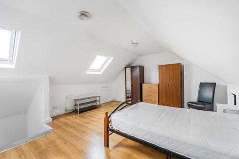 2 bedroom apartment to rent, Chamberlayne Road, Kensal Rise, London, NW10