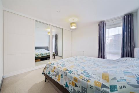 2 bedroom apartment for sale, Newlands Place, Berkshire RG12