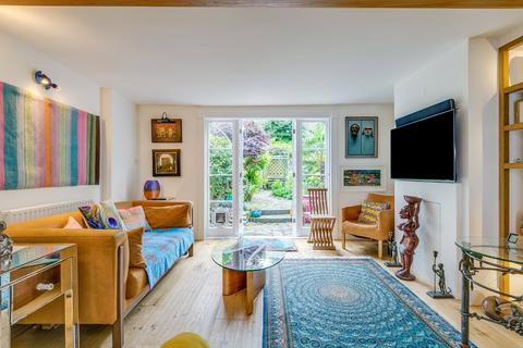 2 bedroom house for sale, Vale Of Health, Hampstead