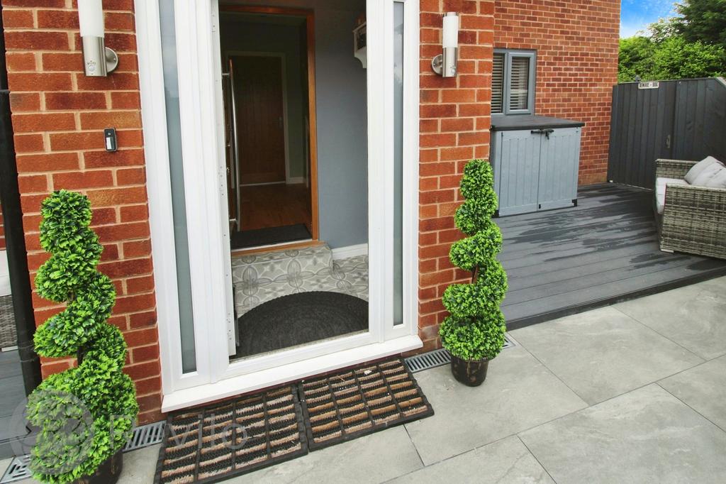Clough Road, Failsworth, M35 3 bed semidetached house for sale £320,000