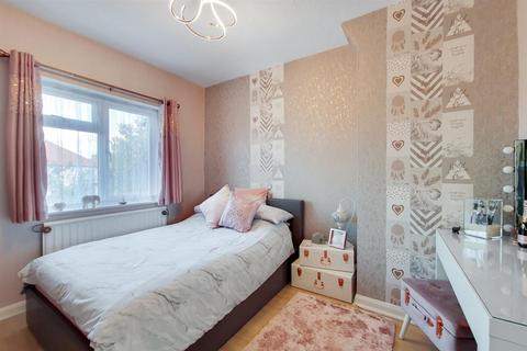 221 Valence Wood Road, Dagenham, RM8 3AD