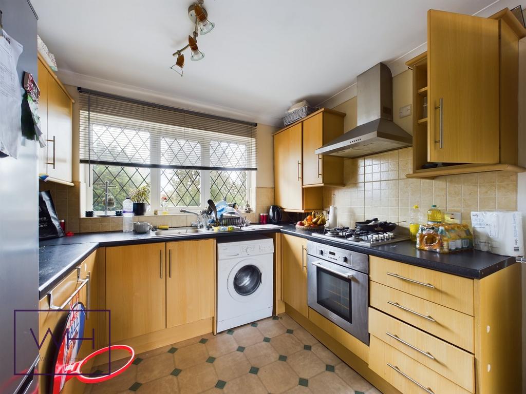 Bentley, Doncaster DN5 2 bed flat for sale £85,000