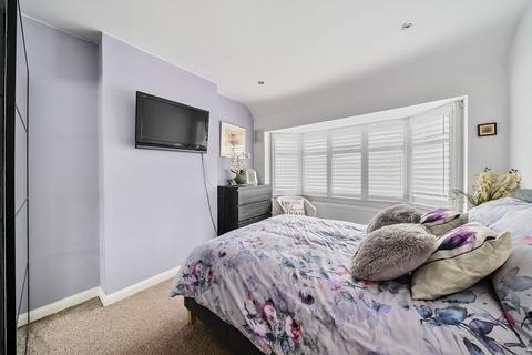 66 Spencer Road, Caterham, CR3 5LB