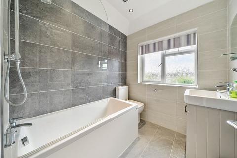 66 Spencer Road, Caterham, CR3 5LB