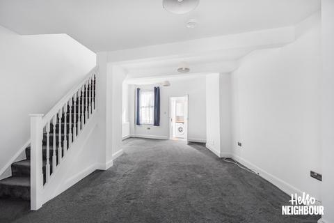 2 bedroom terraced house to rent, Borough Hill, Croydon, CR0