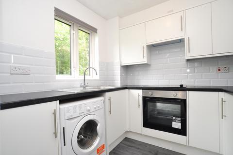 1 bedroom flat to rent, Chestnut Court, Bedford Road, Hitchin, SG5