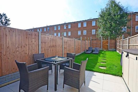 4 bedroom house to rent, Daubeney Road, Clapton, London, E5