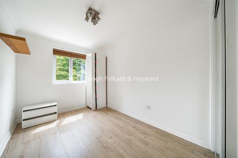 2 bedroom apartment to rent, Westmoreland Road Bromley BR2