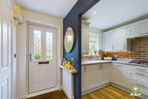 24 Upper Stroud Close, Chineham, Basingstoke, RG24 8EG